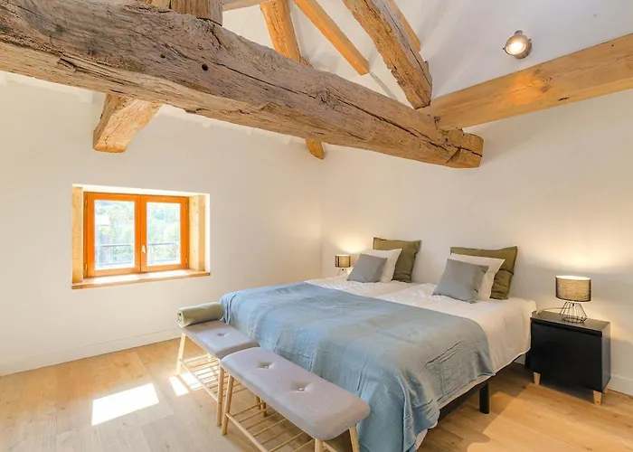 L'élégance Aux Ponts Tarrets Appartement Légny